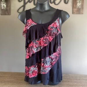 Sz XL Black and Red Ruffled Tank